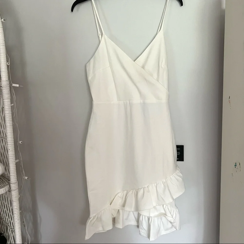 🌸NEW Lulu’s Sealed With A Kiss Dress - Picture 3 of 14